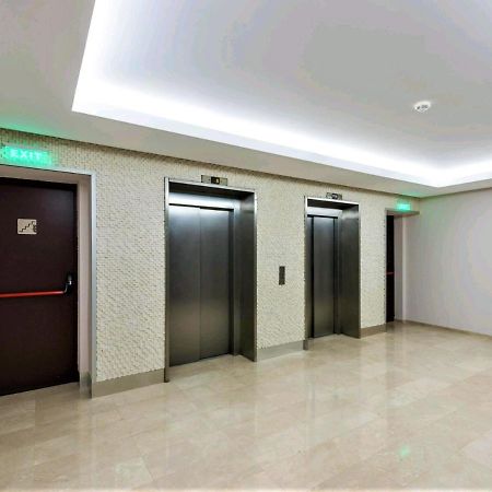 Platinum Rooms District 1 & 2 Bukares Bagian luar foto