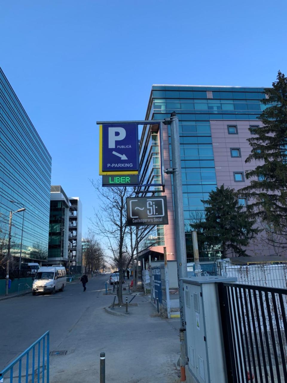 Platinum Rooms District 1 & 2 Bukares Bagian luar foto